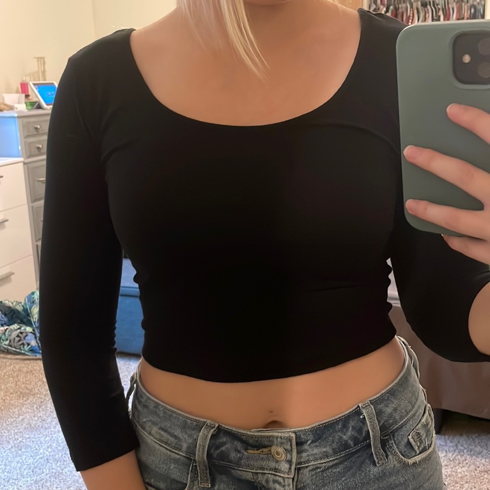 Black 3/4 Sleeve Crop Top with Open Back
